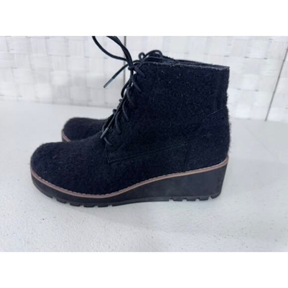 "Eileen Fisher" Black, Crew, Felted , Lace Up, Bootie, Size 7,Wedge Heel, Winter - Picture 6 of 10